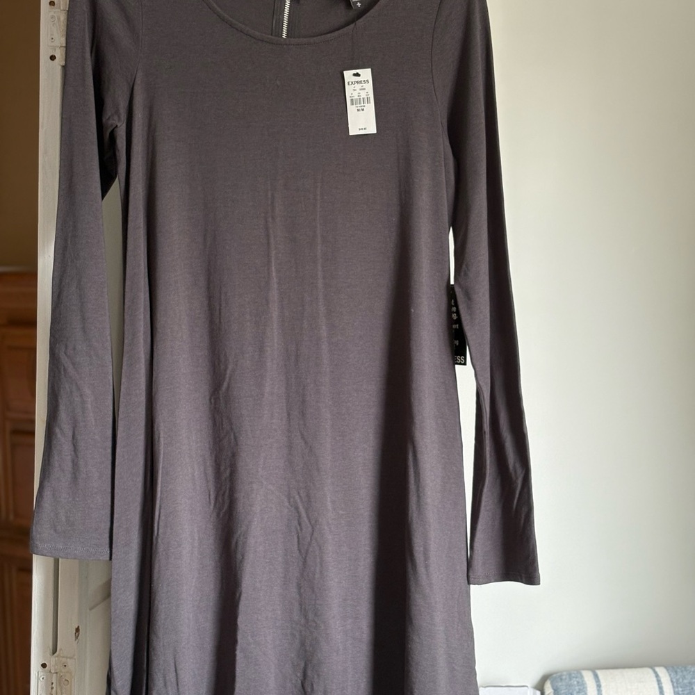 Elegant Gray Long Sleeve Dress